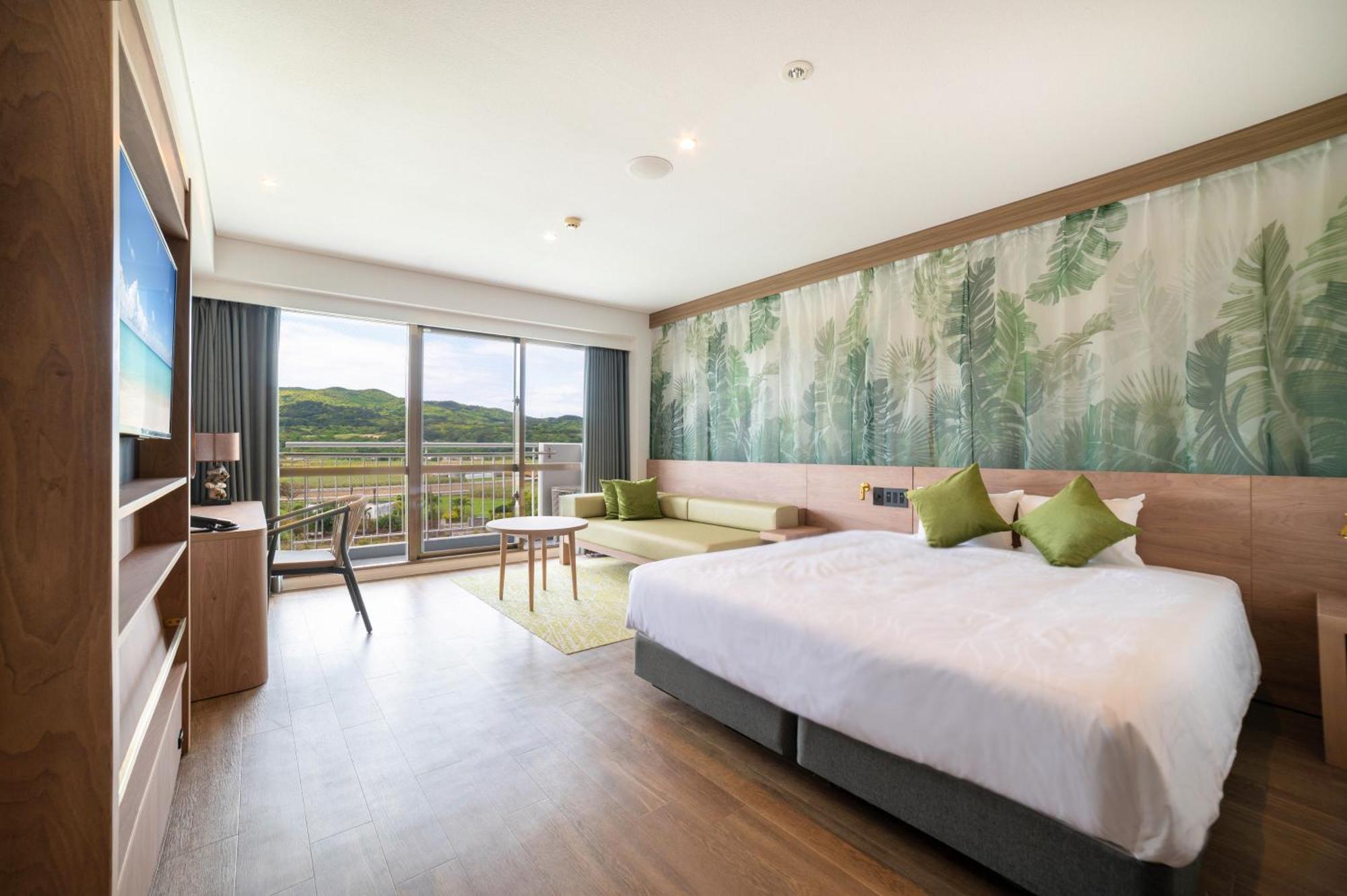 Watermark Okinawa Kume Island 4*
