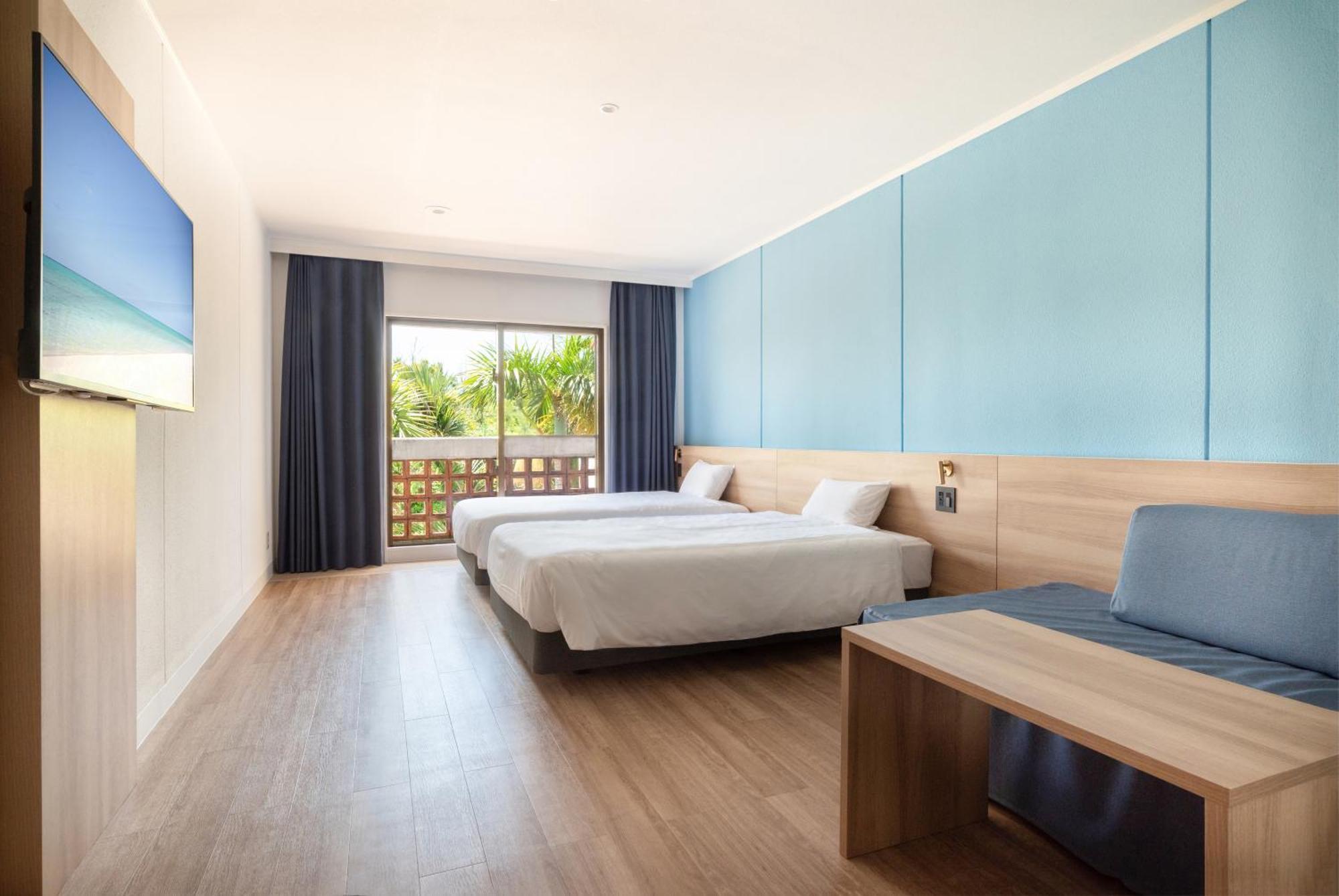 Hotel Watermark Okinawa Kume Island